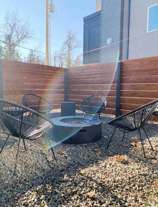 Mid Century Modern Boise-River Bungalow W/ Hot Tub Kültér fotó