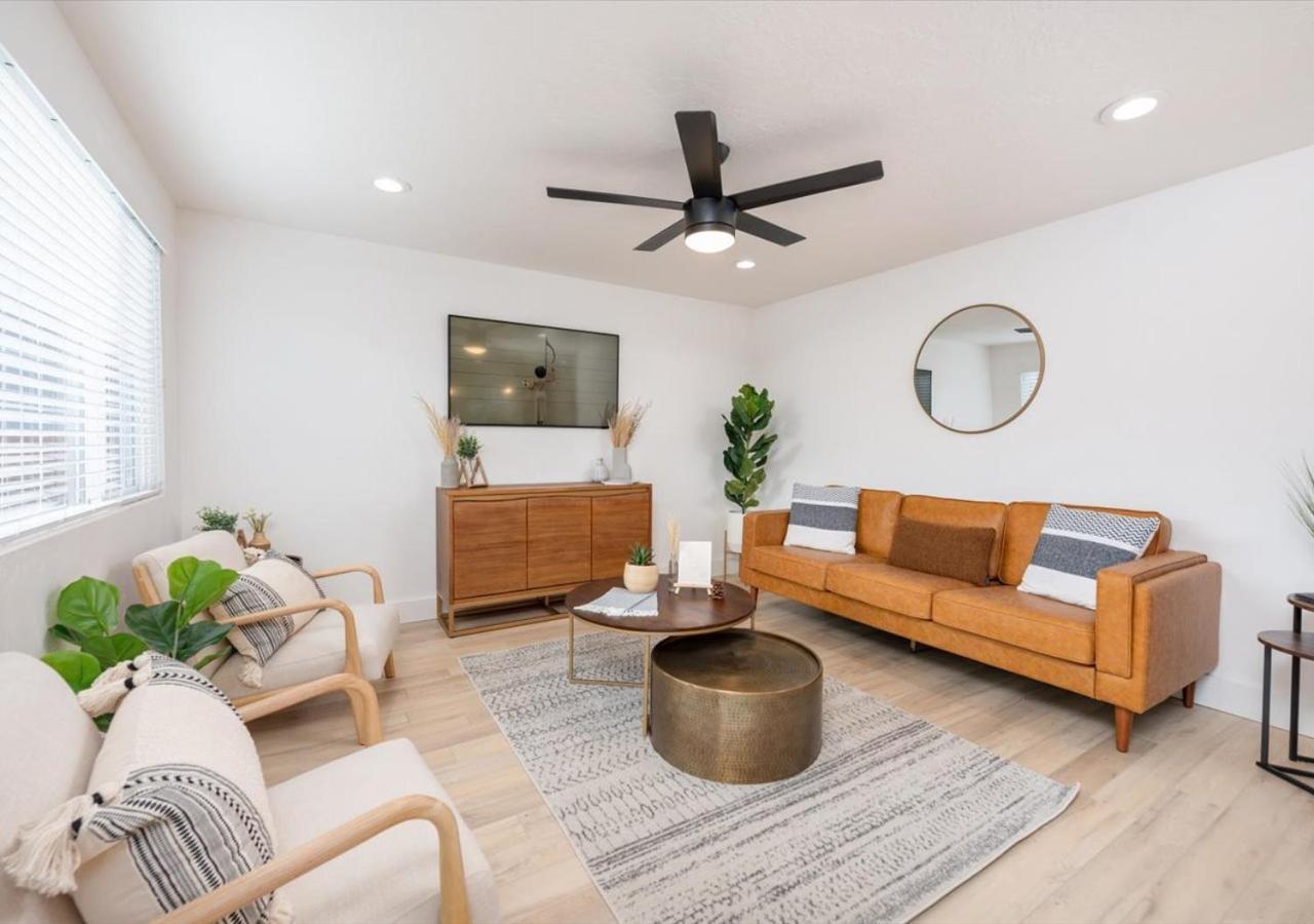 Mid Century Modern Boise-River Bungalow W/ Hot Tub Kültér fotó