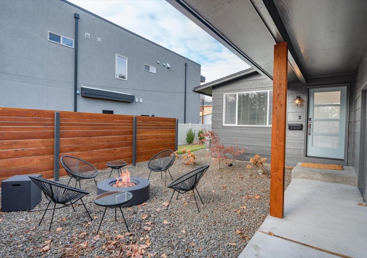 Mid Century Modern Boise-River Bungalow W/ Hot Tub Kültér fotó